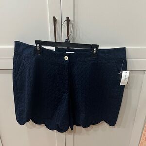 Crown & ivy Dark Blue Textured Women Shorts with scalloped bottom Size 20W New!